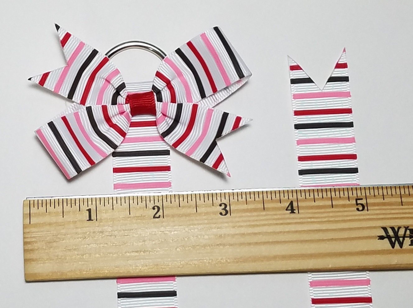 Ribbon Bow Holder